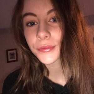 Meet your Posher, Madalyn